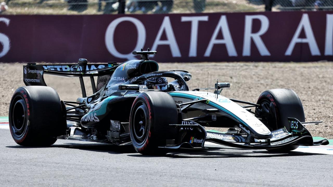 剧情又一样？2026年F1日本大奖赛的第三次练习赛成绩。周六上午的日本大奖赛上，