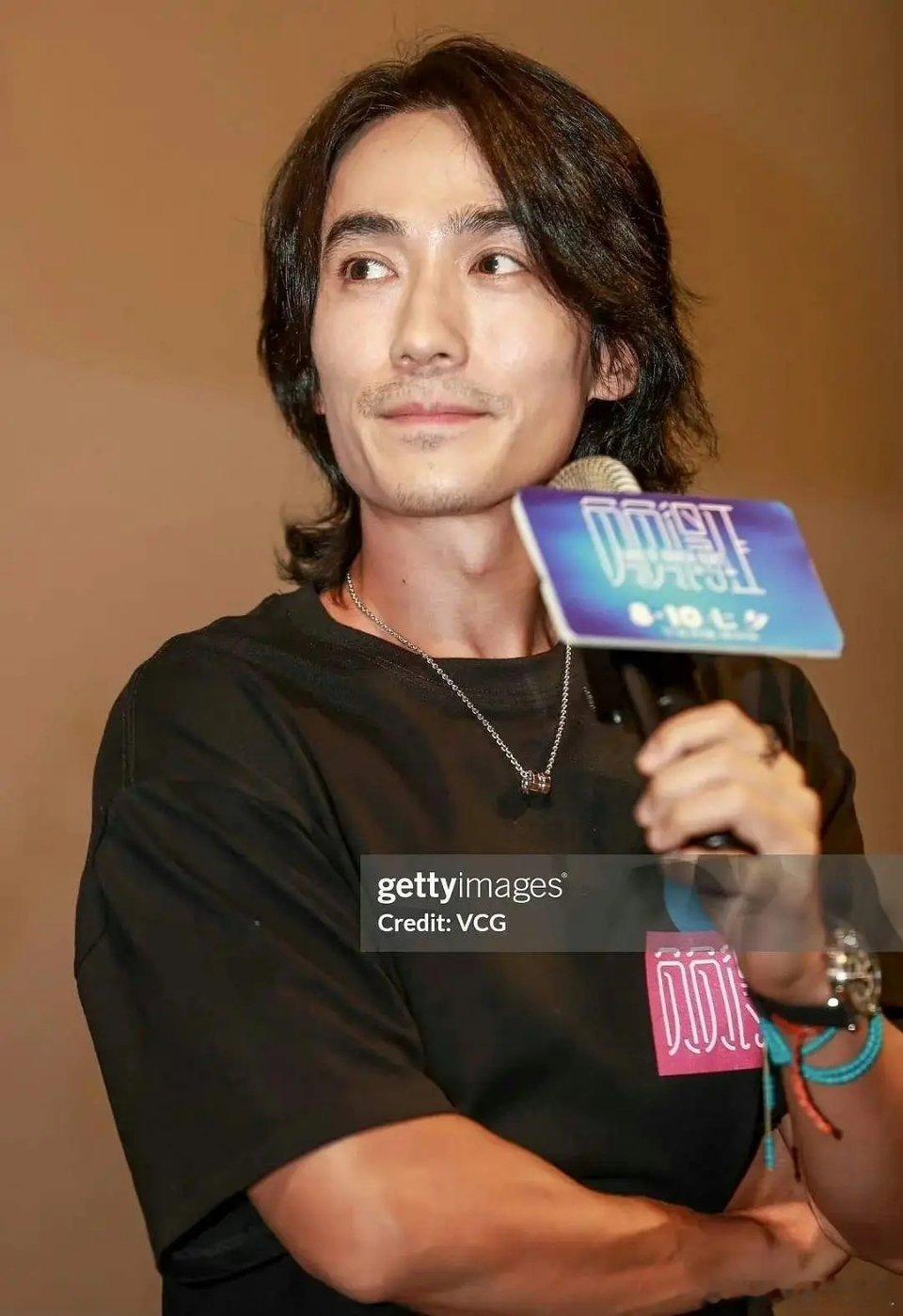 朱一龙和张若昀这个外貌差的也太大了吧？而且他俩差不多还是同年人，这难道就是实力和