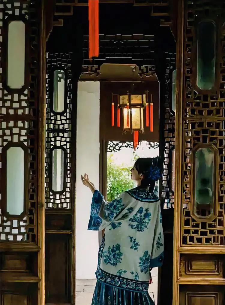 上联：？？？
下联：君心犹记妾柔肠。