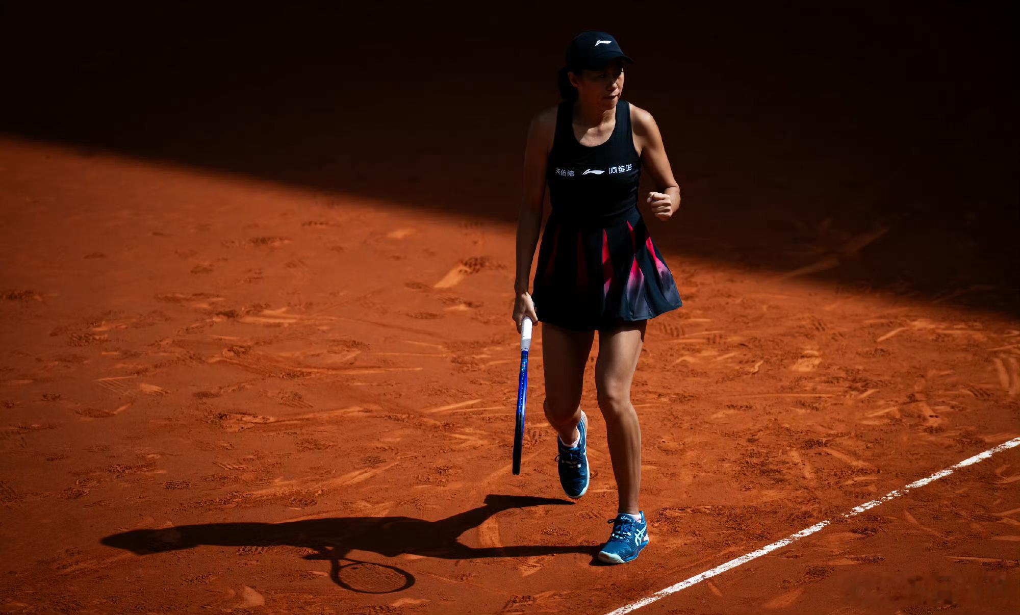 【张帅以幸运落败者的身份逆转取胜晋级第二轮】🇫🇷斯特拉堡WTA500女单首轮