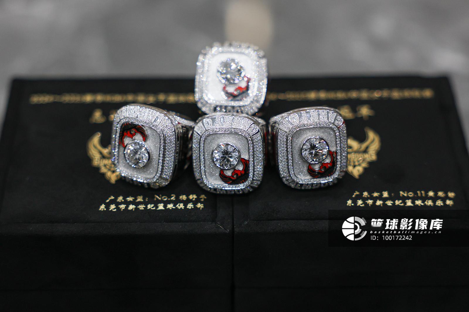 2025-26赛季wcba 揭幕战 广东女篮总冠军戒指细节图🔍 