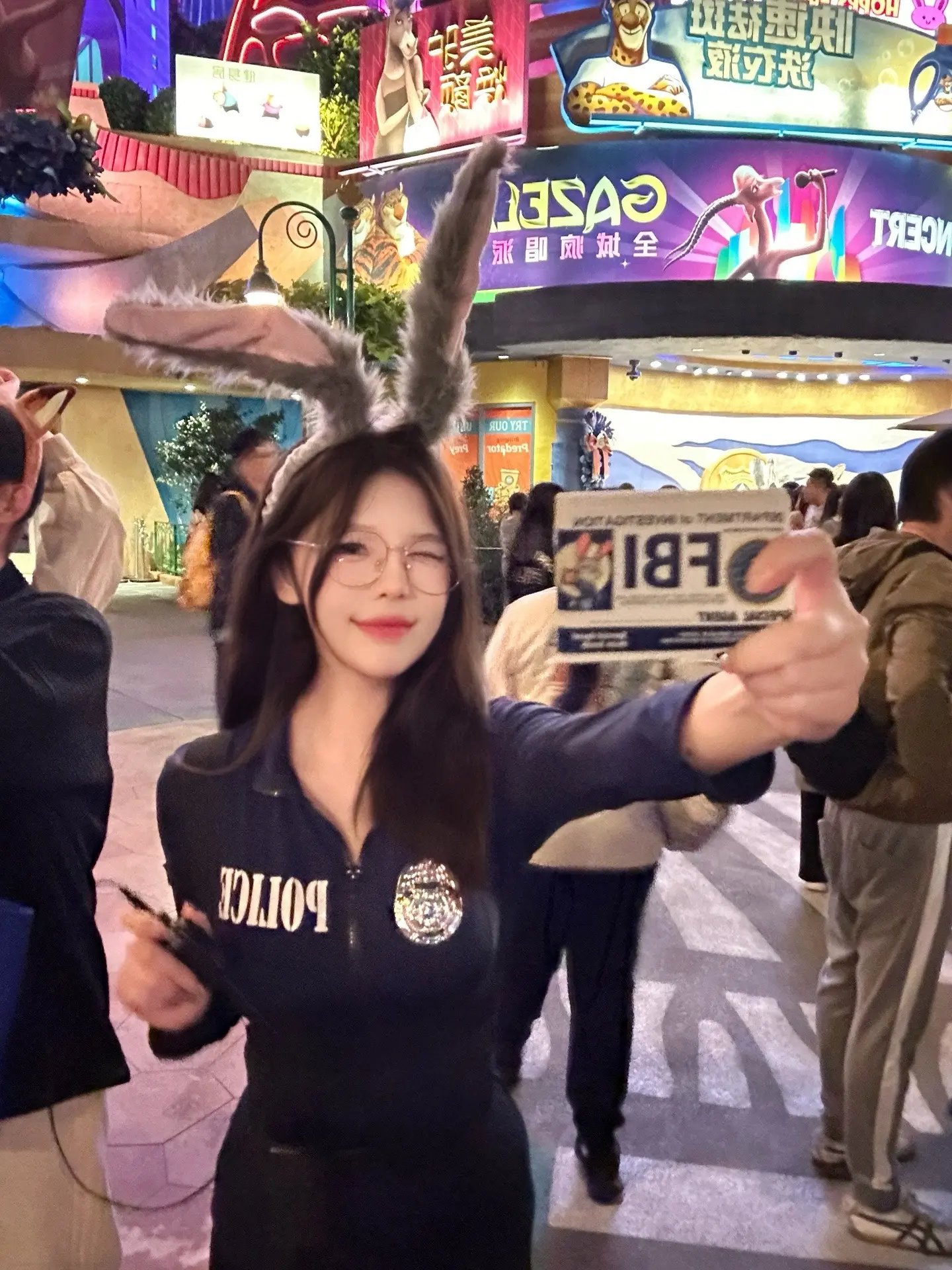 万圣节有好多🐰警官