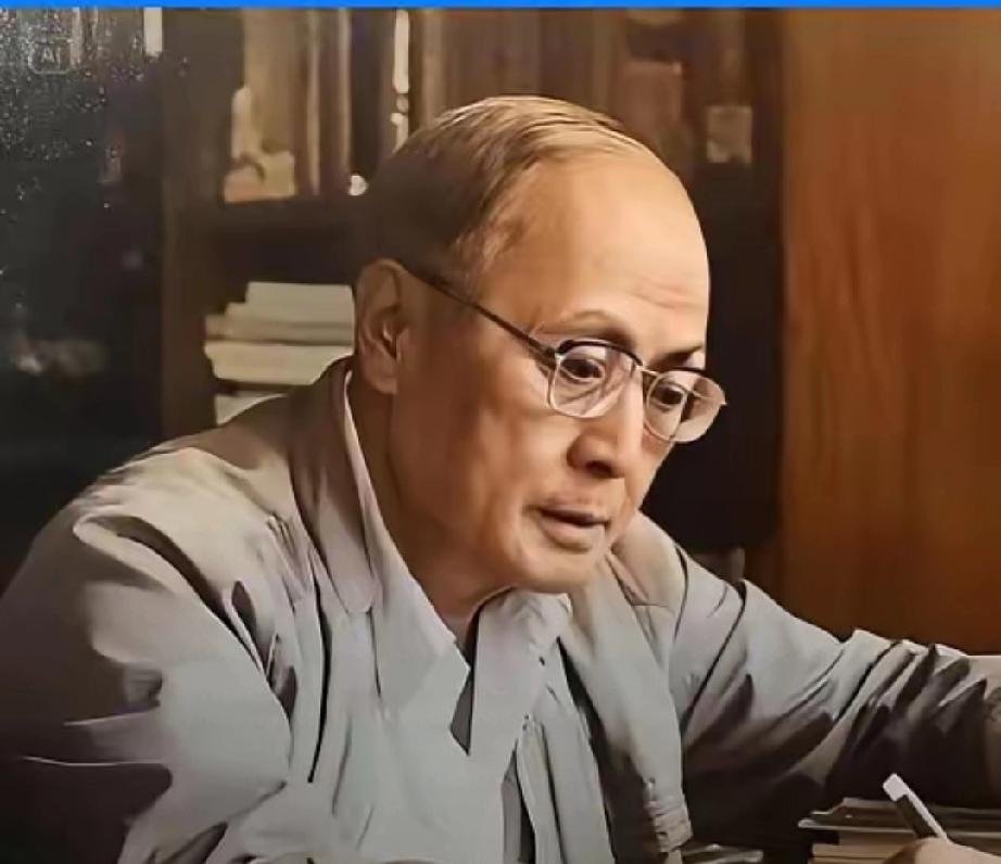 32年深山隐姓埋名！
百名特工因他重获新生，
一句话感动全网

1950年，在台