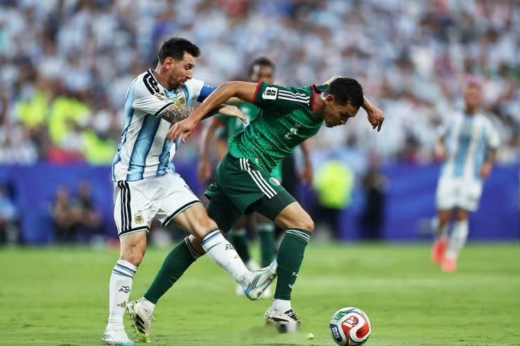 FIFA认定未向梅西出牌判罚正确大反转！FIFA最新认定主裁未向梅西出牌的判罚正