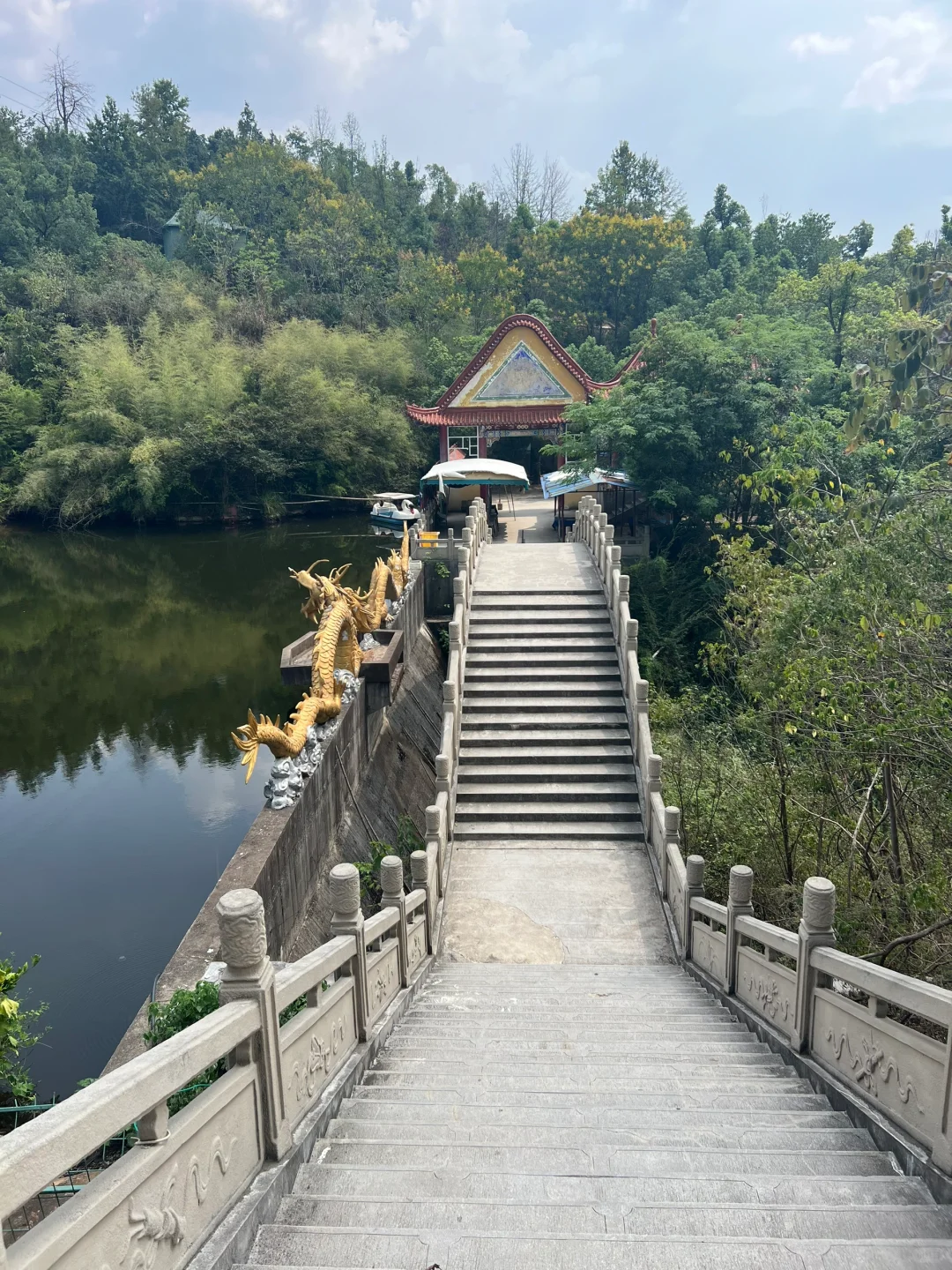 年卡13站｜自驾1.5h雷山雷峰塔，算不算踩雷？