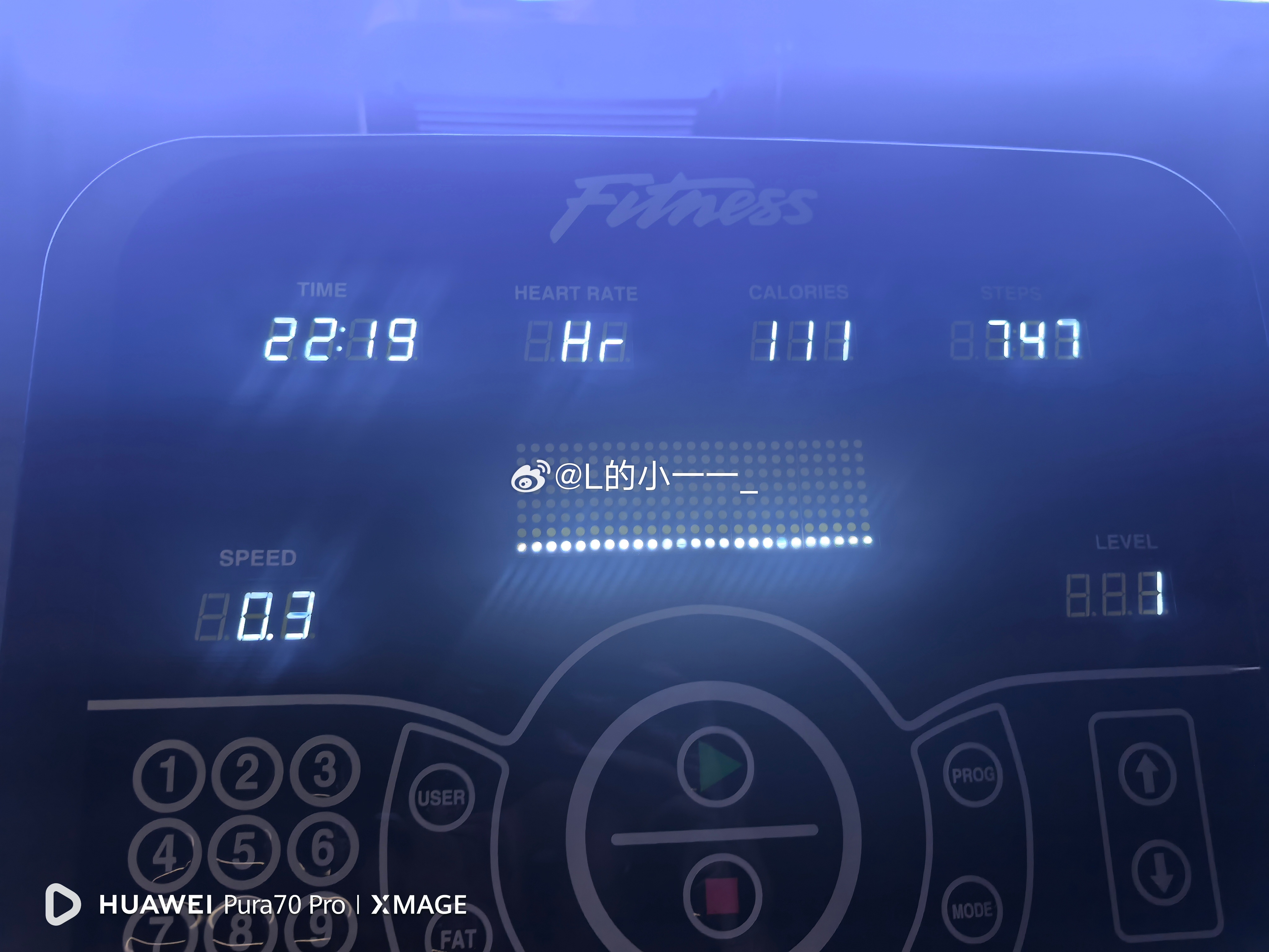 化悲愤为力量，冲～李一一的碎碎念