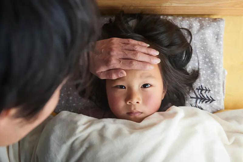 女孩甲流高烧睡梦中狂背英语单词，妈妈看的又好笑又心疼…

当夜深人静，万籁俱寂时