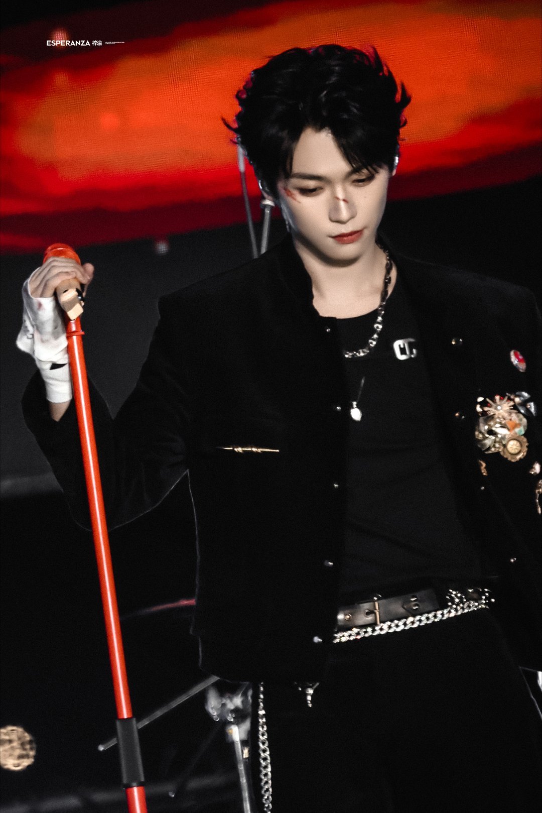 梓渝[超话] 🔮梓渝 追星不是摘星 星星只有在天上才是最好的​ ​​​