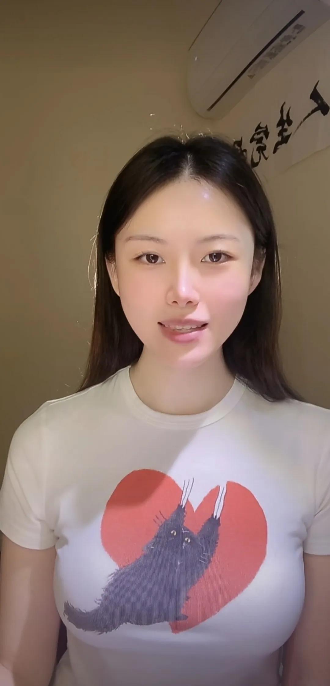 女神的美貌，令人心醉神迷。