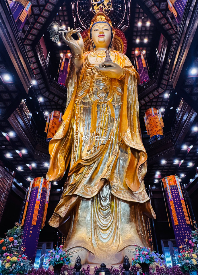大数据不会乱推荐的，遇到菩萨，回复“接好运”，接下来一整年都会好运连连！ 