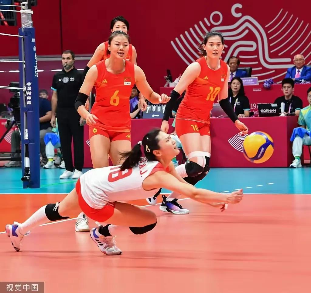 还有不到9个月时间，中国女排的接应位置能否迎来新人？从今年的联赛，巴黎奥资赛，亚