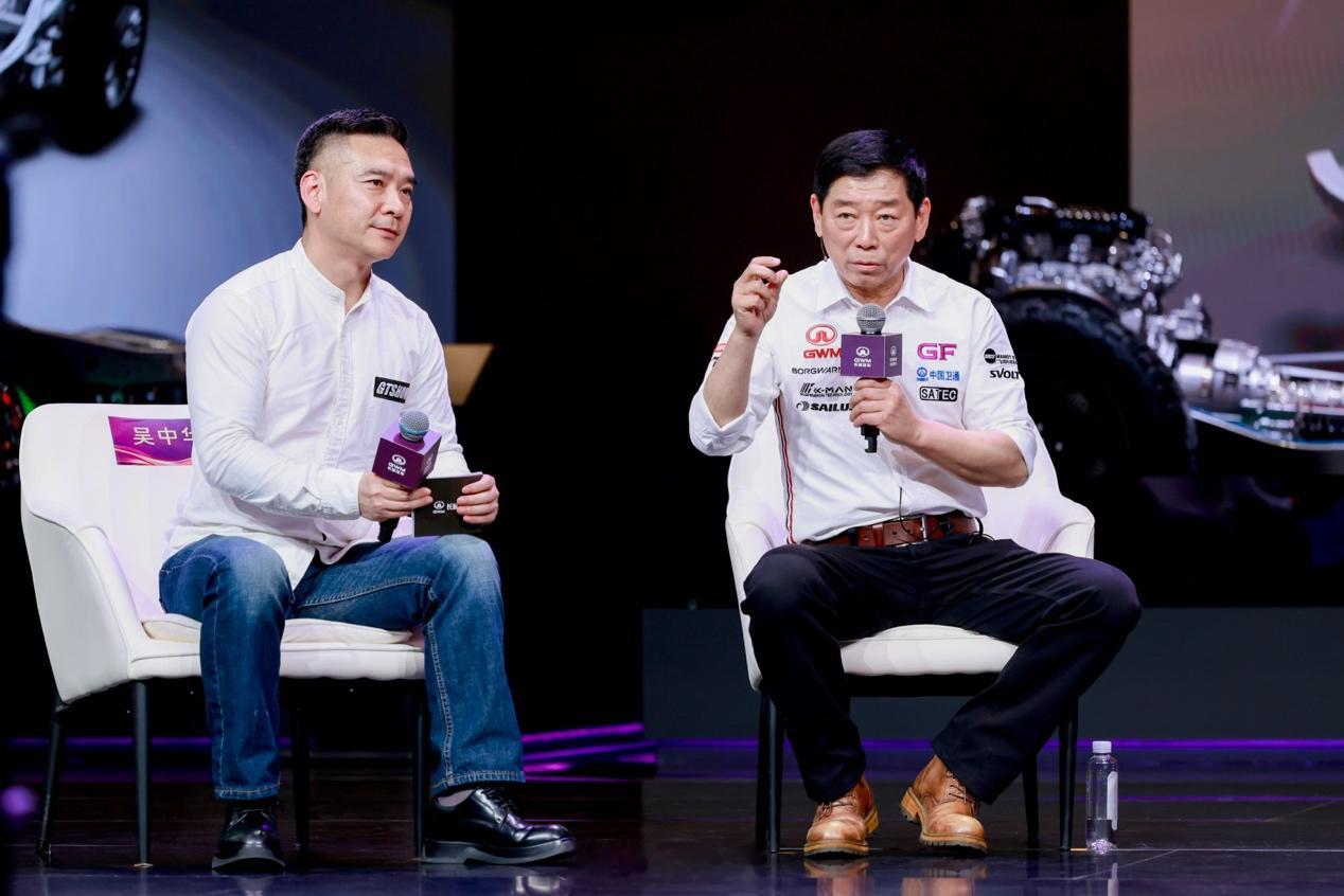 对于用户共创，还装方面，不得不说长城做的很好。和用户共创了很多的改装的车型。如今