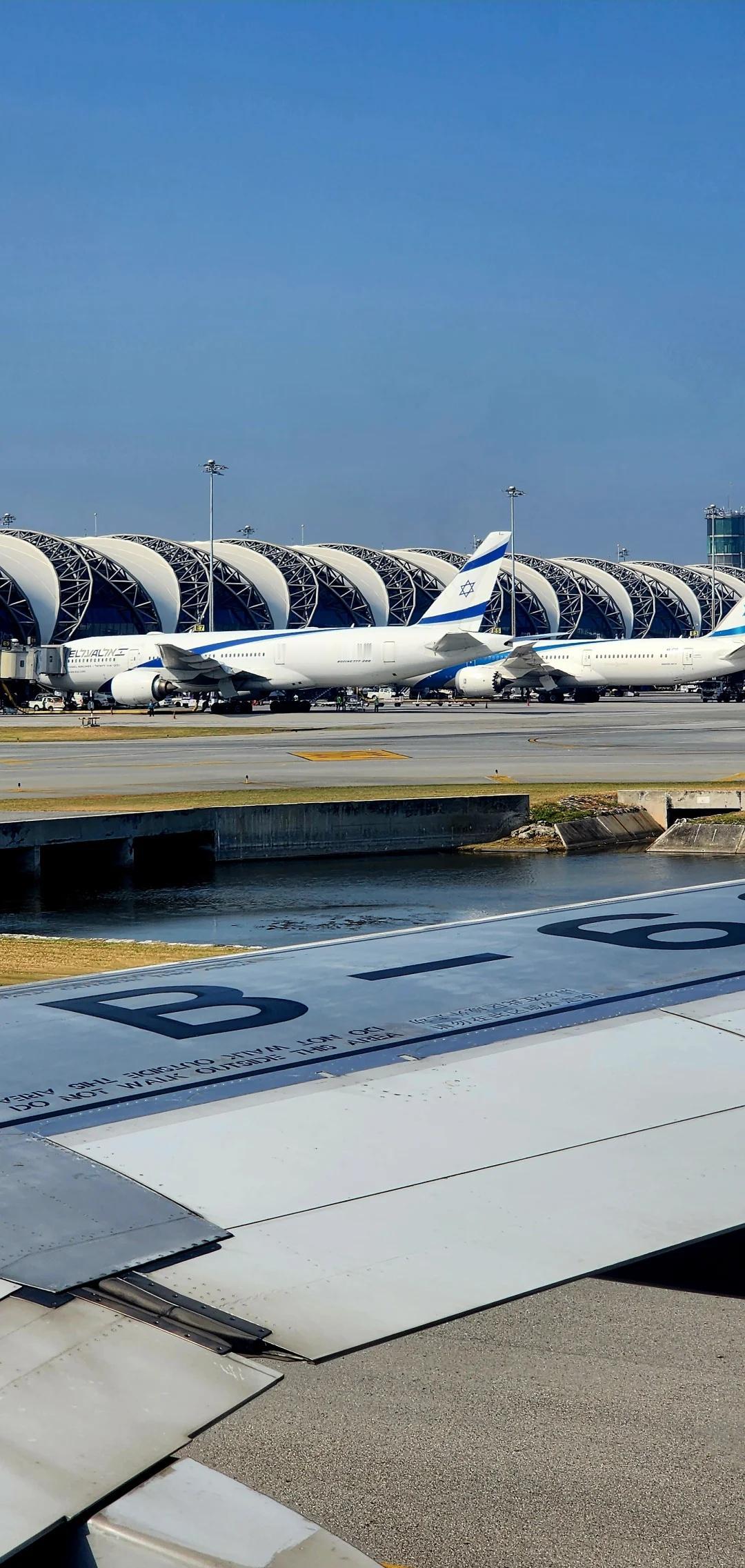 飞机机翼Flap上的数字是表示什么的？
飞机 航空 飞机拍摄