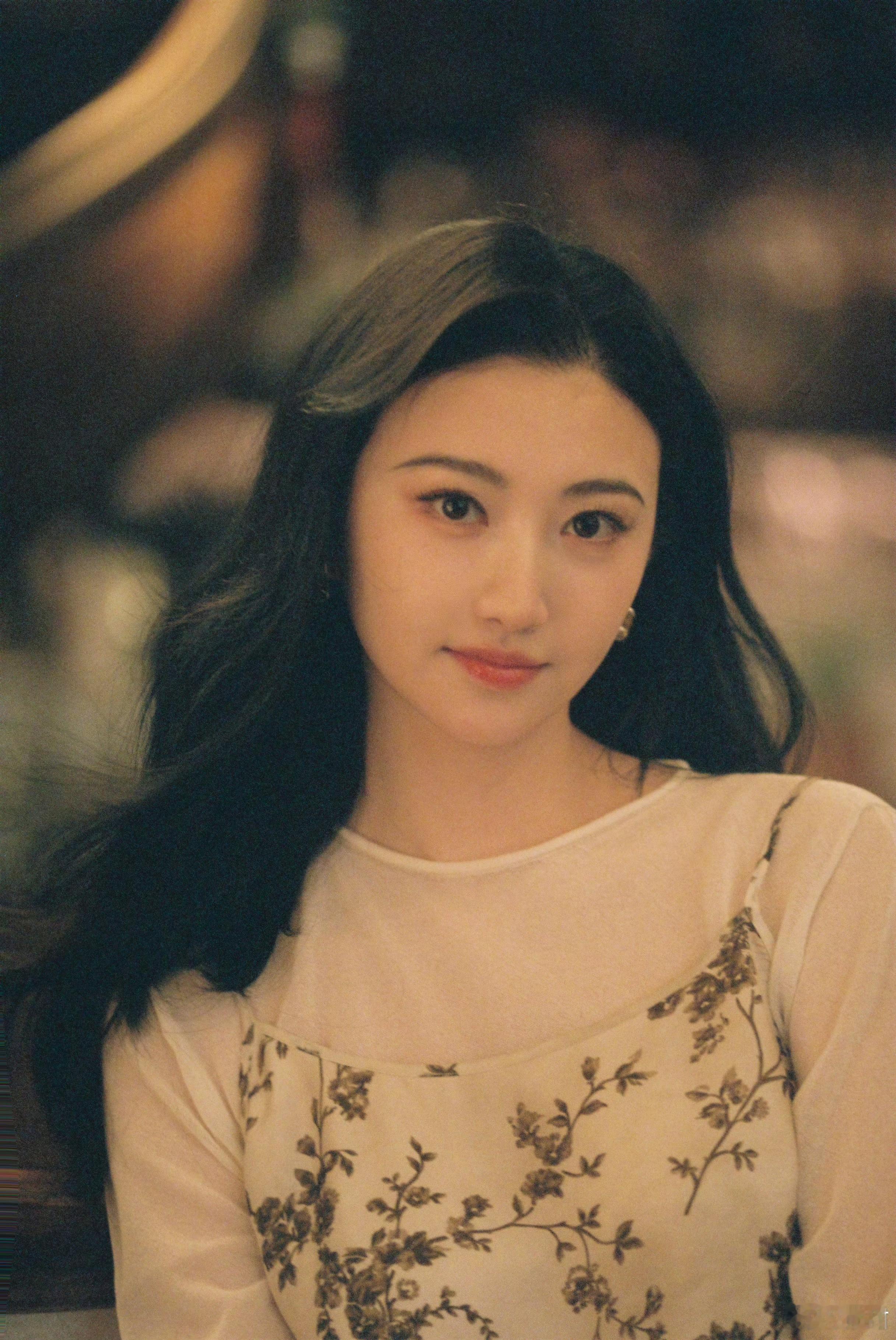 像千禧年的老照片，甜甜大美女[抱一抱]景甜 ​​​