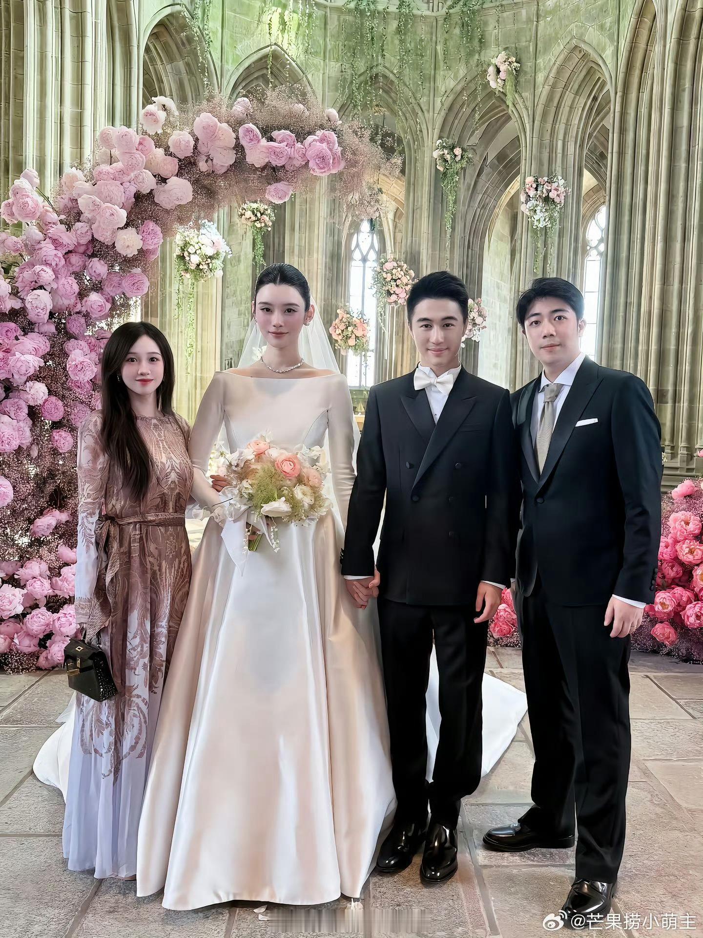 特步二公主七匹狼公子参加奚梦瑶婚礼丁佳敏周力源参加奚梦瑶何猷君婚礼 特步二公主丁