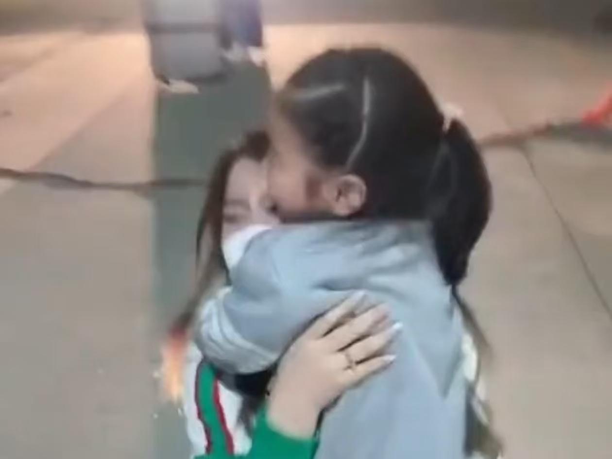 “头婚当继妈。”29岁小敏，嫁给二婚男人和他四岁的女儿妞妞。多少人摇头，头婚姑娘