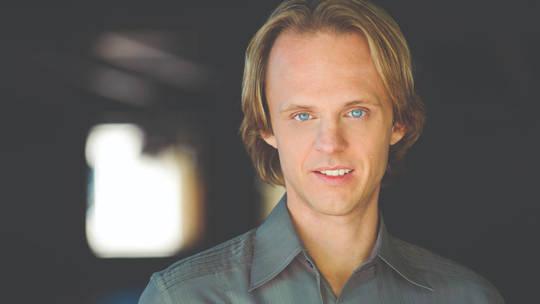 大卫·威尔科克，美国UFO研究者、著名超自然内容创作者和作家，被发现死亡，死因被