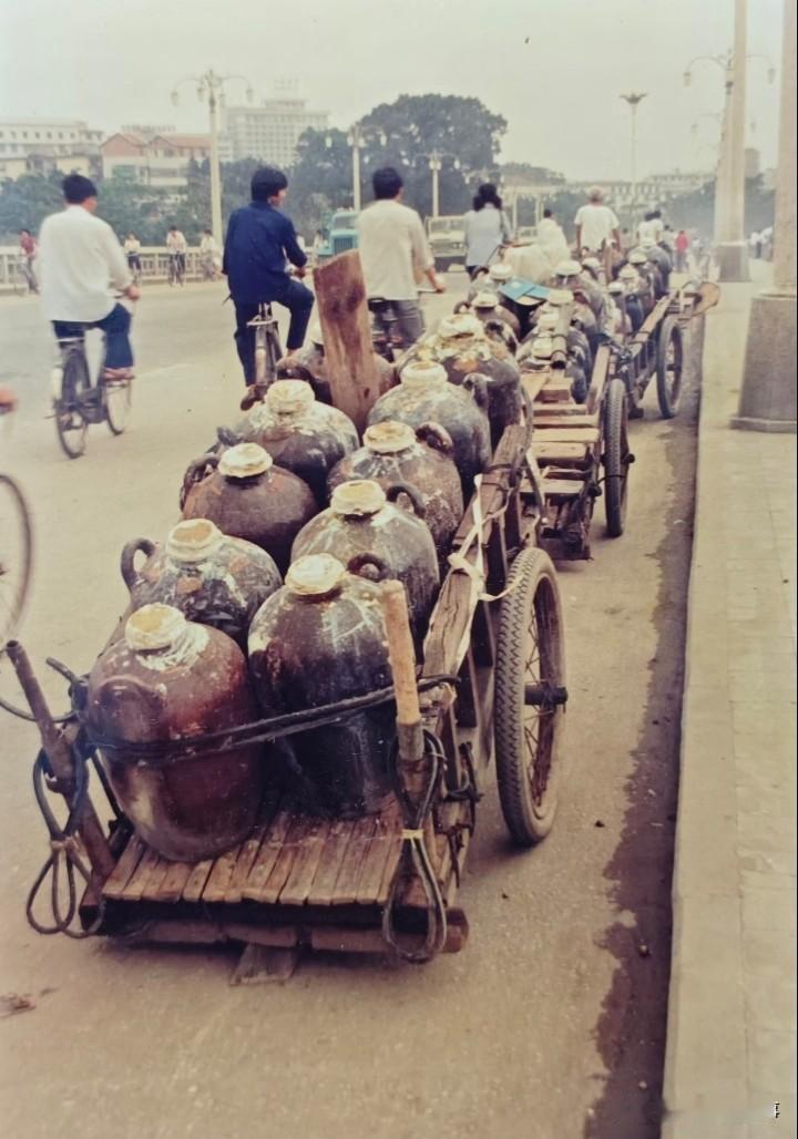 80年代的货拉拉