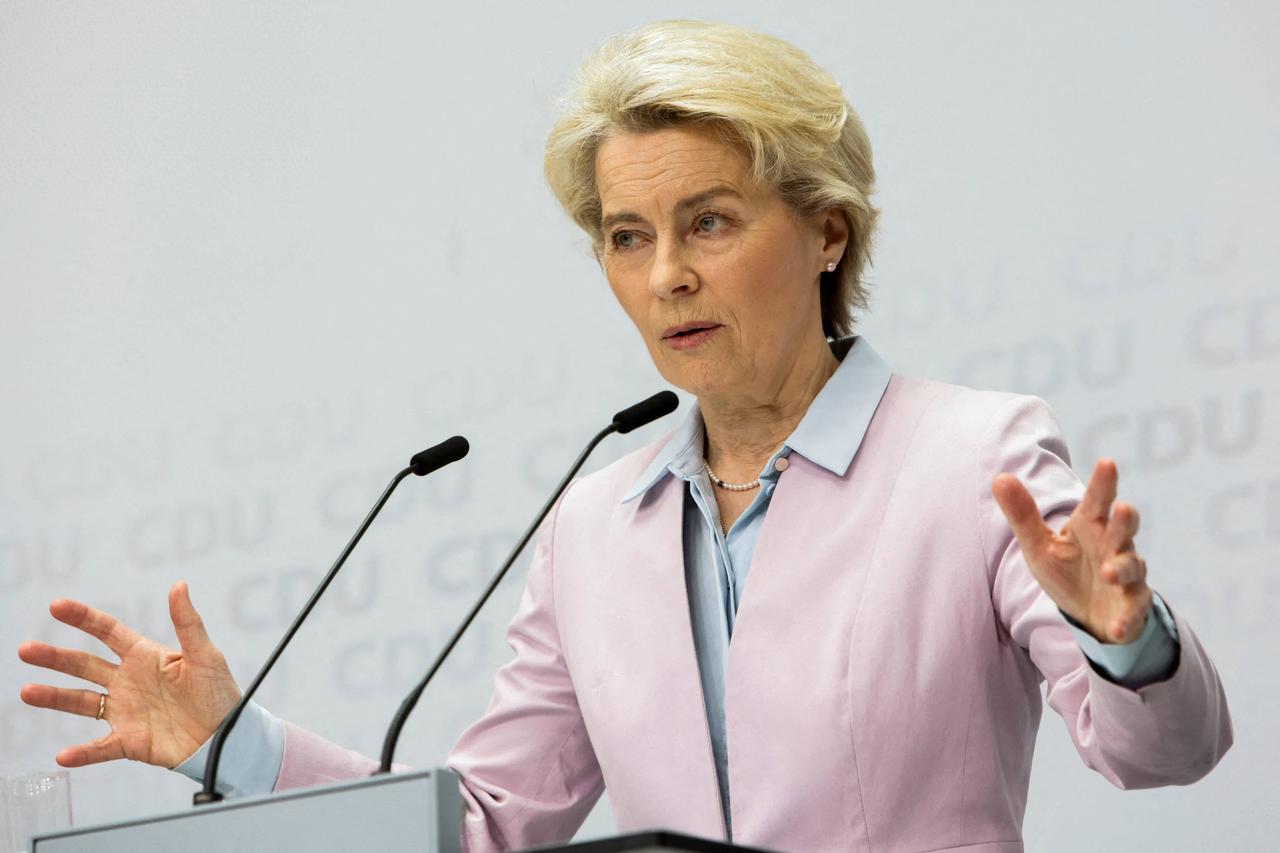 美盟友成“小丑”了吗
这是最搞笑的地方，什么盟友，利益才是最重要的。
看看欧盟估