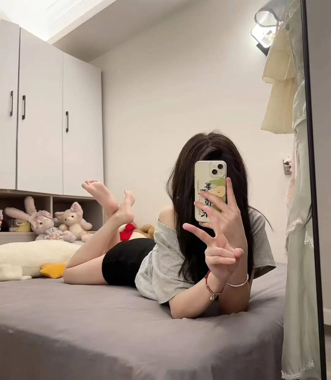 最美丽女人的是什么样子有丰富的内涵，内在的修养会提升外在的美。