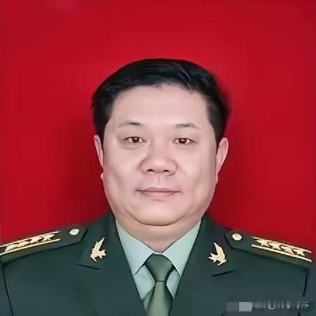 1985年，老山前线，17岁战士顾克路，被越军炮弹炸成“两截”，副连长孙兆群大喊