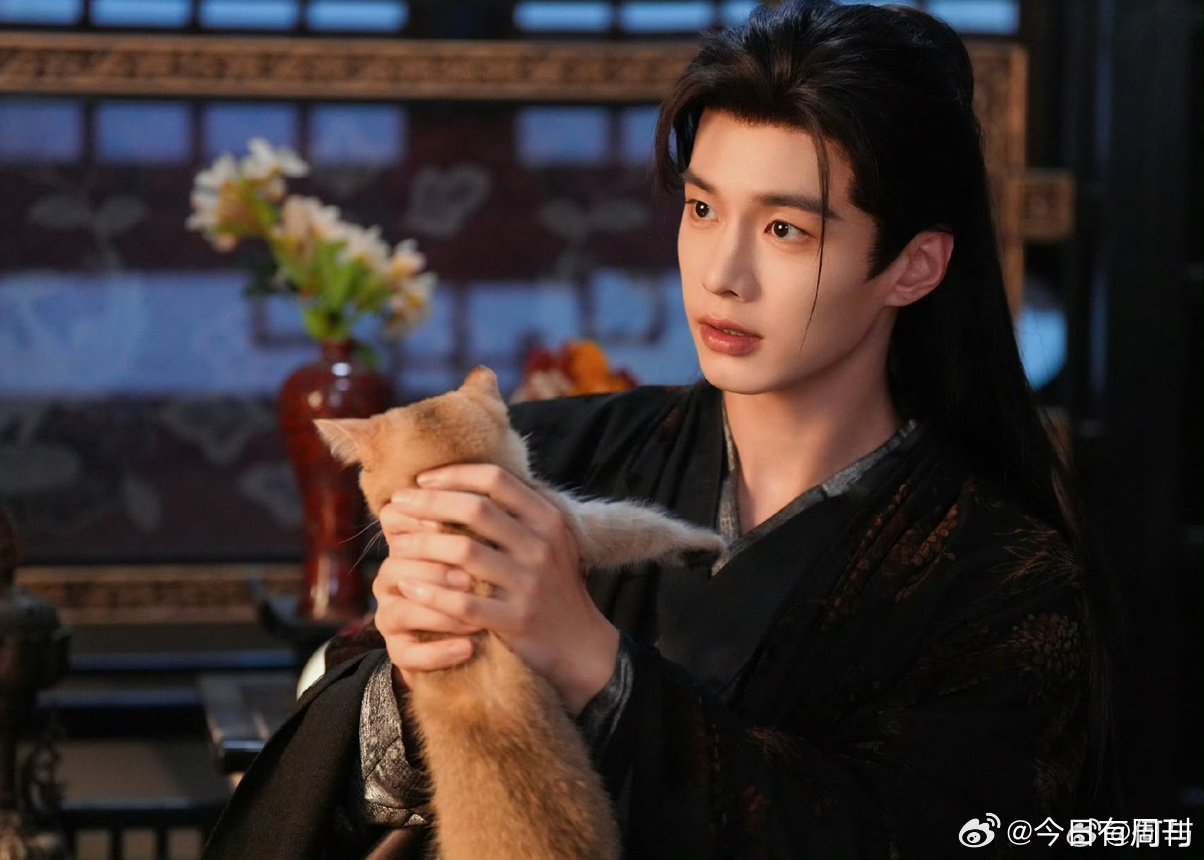 何与祝萧华雍新婚快乐何与眼中的萧华雍 何与眼中的萧华雍，好爱角色，期待大婚 