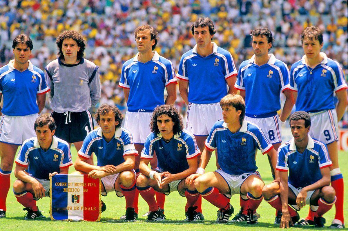 图一：1986年的法国国家足球队。
图二：现在的法国国家足球队。
从高卢雄鸡变成