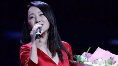 在华语乐坛的璀璨星河中，杨钰莹宛如一颗散发着柔和光芒的恒星，以其人美歌甜的独特魅