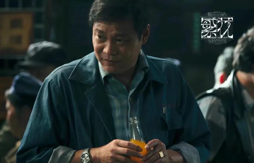 刘翔为什么不能像范志毅一样？
又是拍综艺 脱口秀 电影电视剧客串 拍广告 解说足