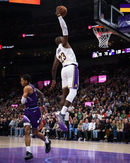 尊敬的西部第二球迷中午好！湖人战胜爵士，12胜4负战绩追平掘金。由于湖人是太平洋