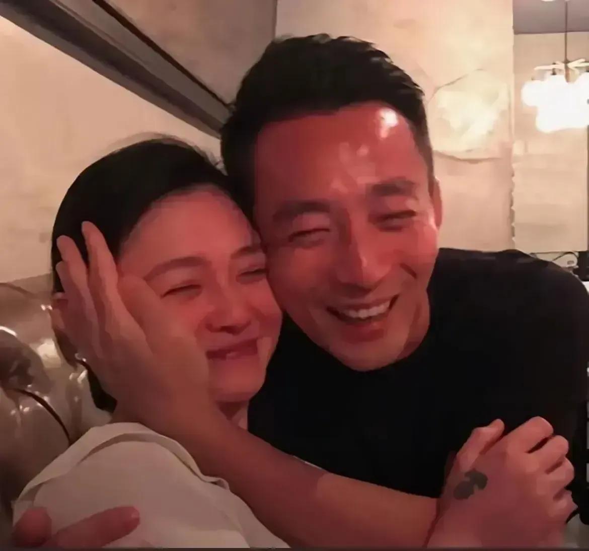 据悉，大 S 在生命的终末有所醒悟：张兰的关爱情真意切，汪小菲在关键时刻施予援手