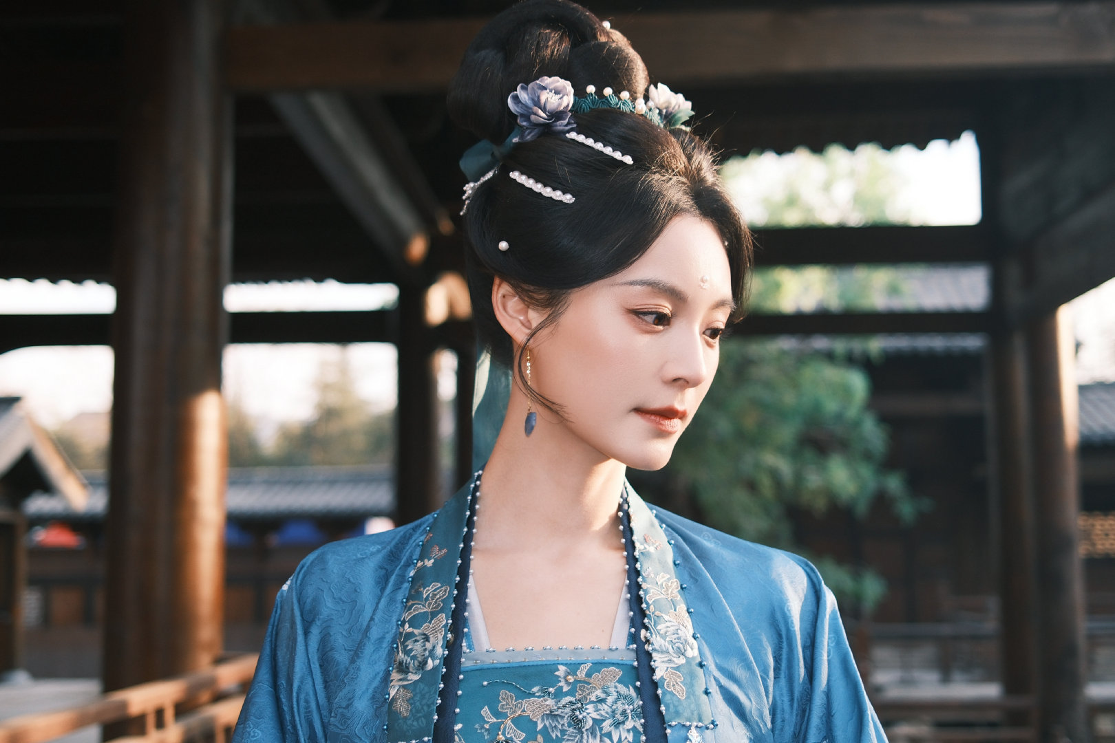 毛林林对自己的美貌美而自知毛林林被夸是明目张胆的骄傲被夸美貌会不会偷偷骄傲？毛林