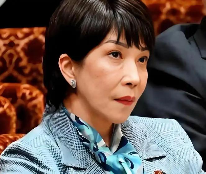 中国的预判简直神了：高市早苗就是秋后的蚂蚱，蹦跶不了几天！几天前还在叫嚣“核武装