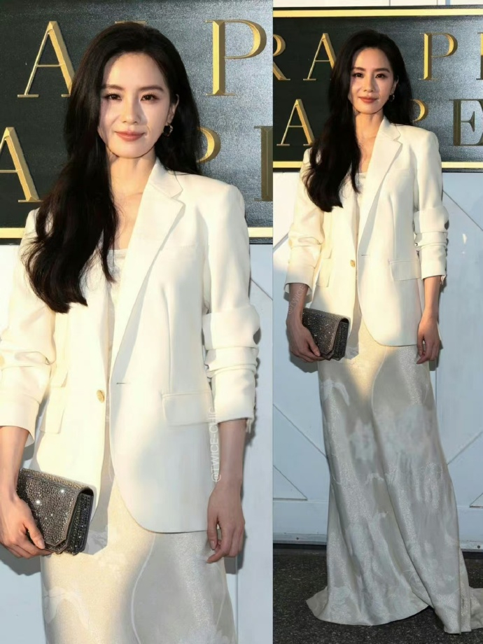 #刘诗诗郑秀晶朱珠同框##刘诗诗时装秀G社生图# 刘诗诗时装周路透有！一姐真的一