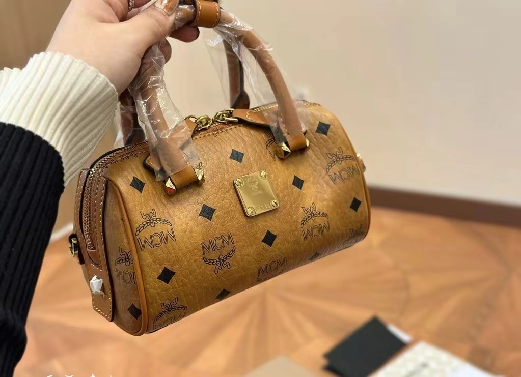 好评超多的一家包店！！！可冲！！！V:xmm9255 ​​​