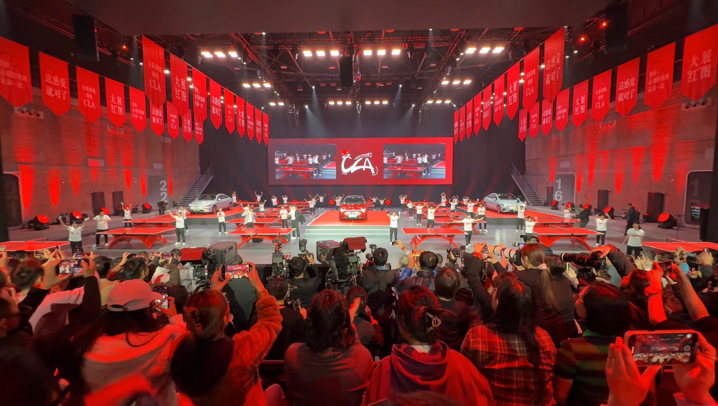 王楚钦来了！携手奔驰纯电CLA成为奔驰新锐品牌大使！我与汽车的日常  ​​​