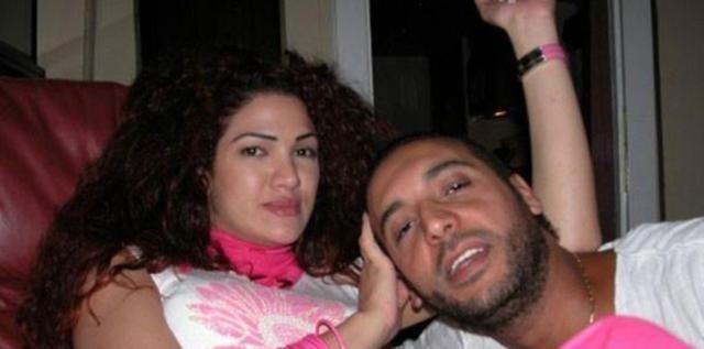 [浮云]卡扎菲倒台后，反对派从其儿子的电脑中找到了大量私密照片，这些照片让人惊讶