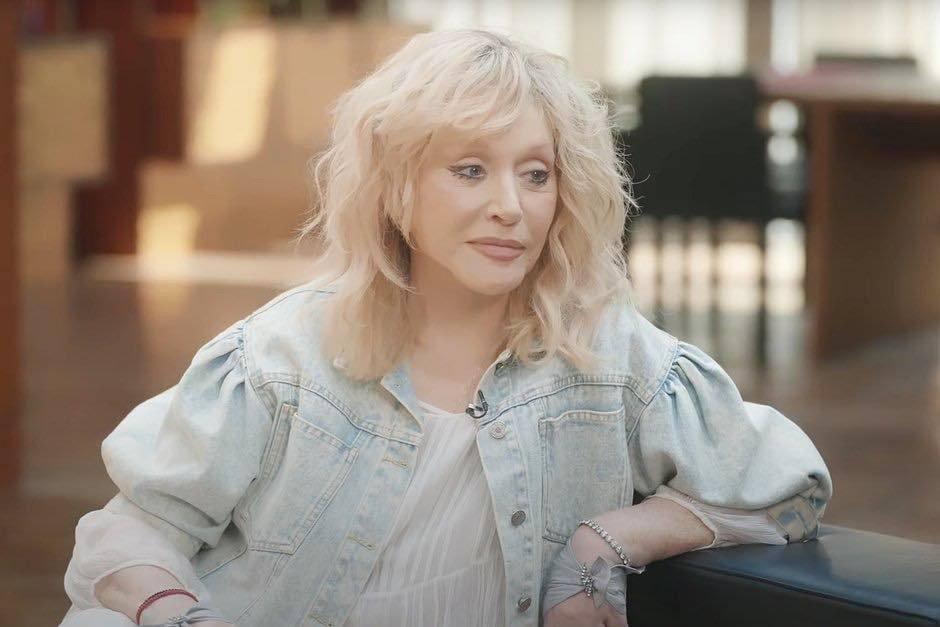 歌手阿拉·普加乔娃的经纪人叶莲娜·丘普拉科娃透露，普加乔娃暂时没有回俄罗斯的计划