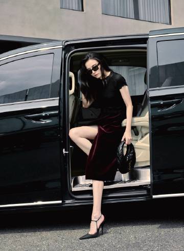 宋佳下车神图宋佳好爱的黑色look 宋佳下车神图，妈妈权威~ ​​​