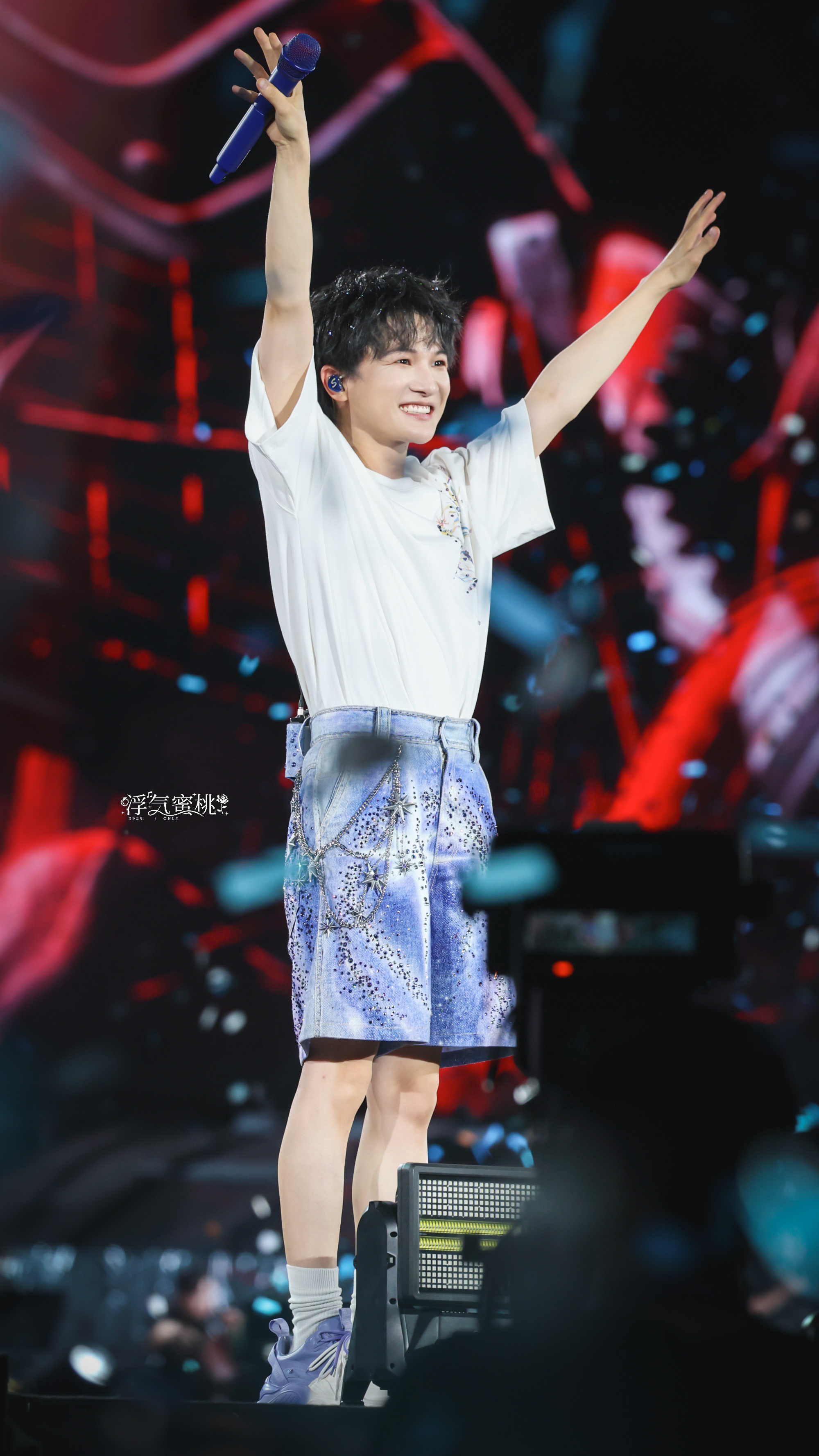 他好幸福吧😭周深2026深深的巡回演唱会