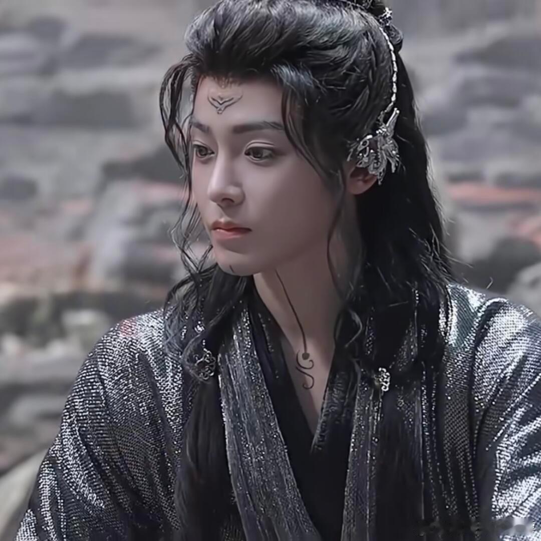 #陈好 侯明昊怎么能抹得开脸##侯明昊[超话]# 很想夸夸侯明昊的演技最近利用空