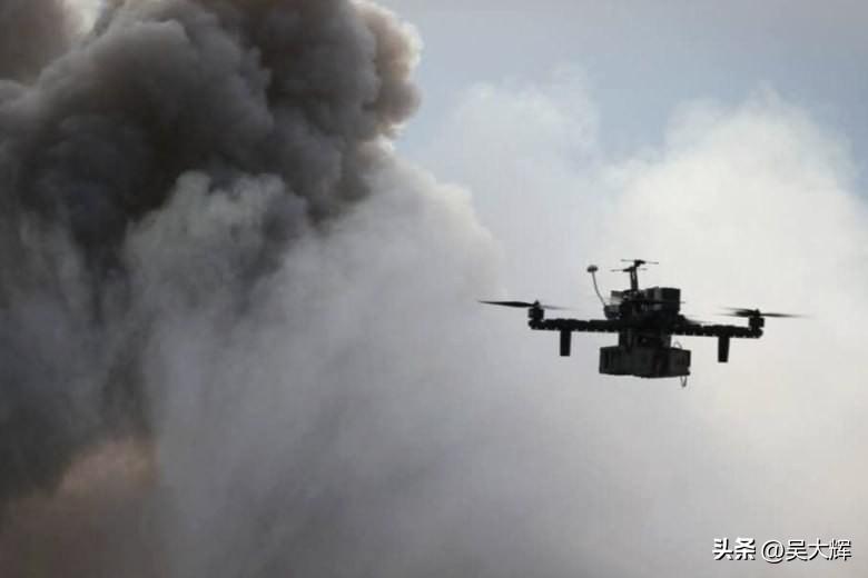 在列宁格勒州，由于乌克兰无人机威胁，致十个航班无法在普尔科沃机场降落，机场已临时