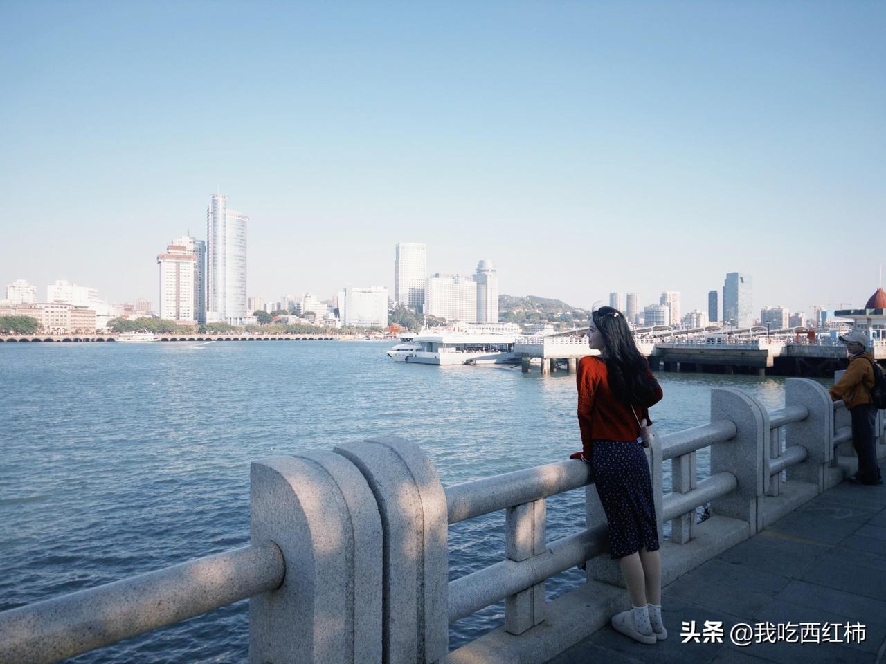 感觉研究生都缺5万块钱
1️⃣看病花钱。本科拖着的小毛病，读研全找上门，补牙、体