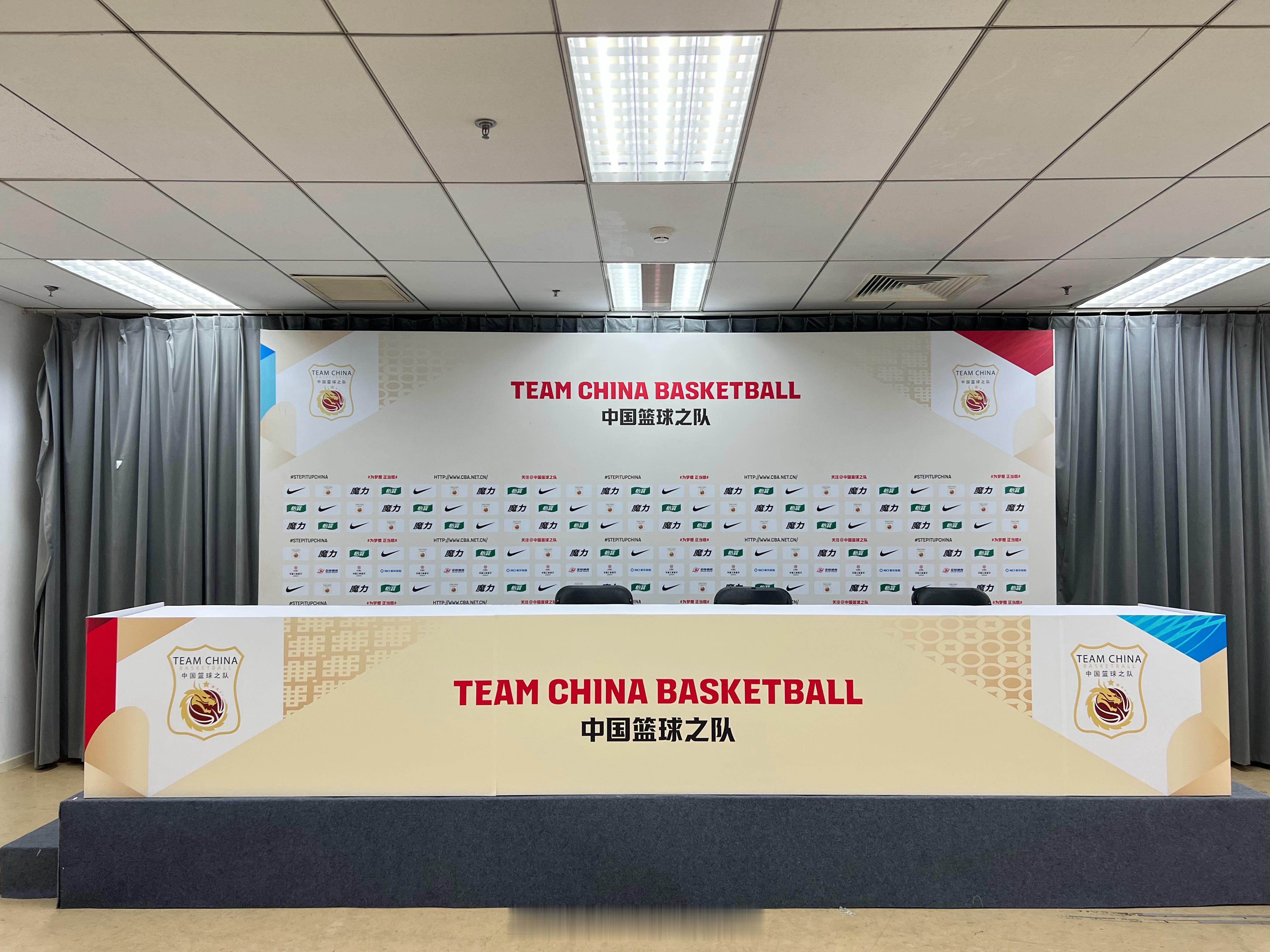 中国男篮公布客战日本名单：赵继伟（辽宁本钢）、赵睿（北京首钢）、廖三宁（北京北控