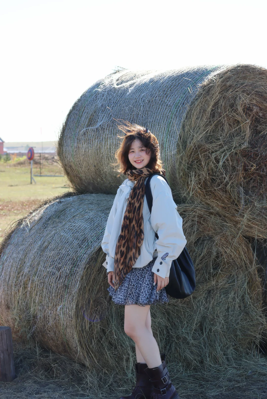 访牧户太快乐了，还喂了小🐑