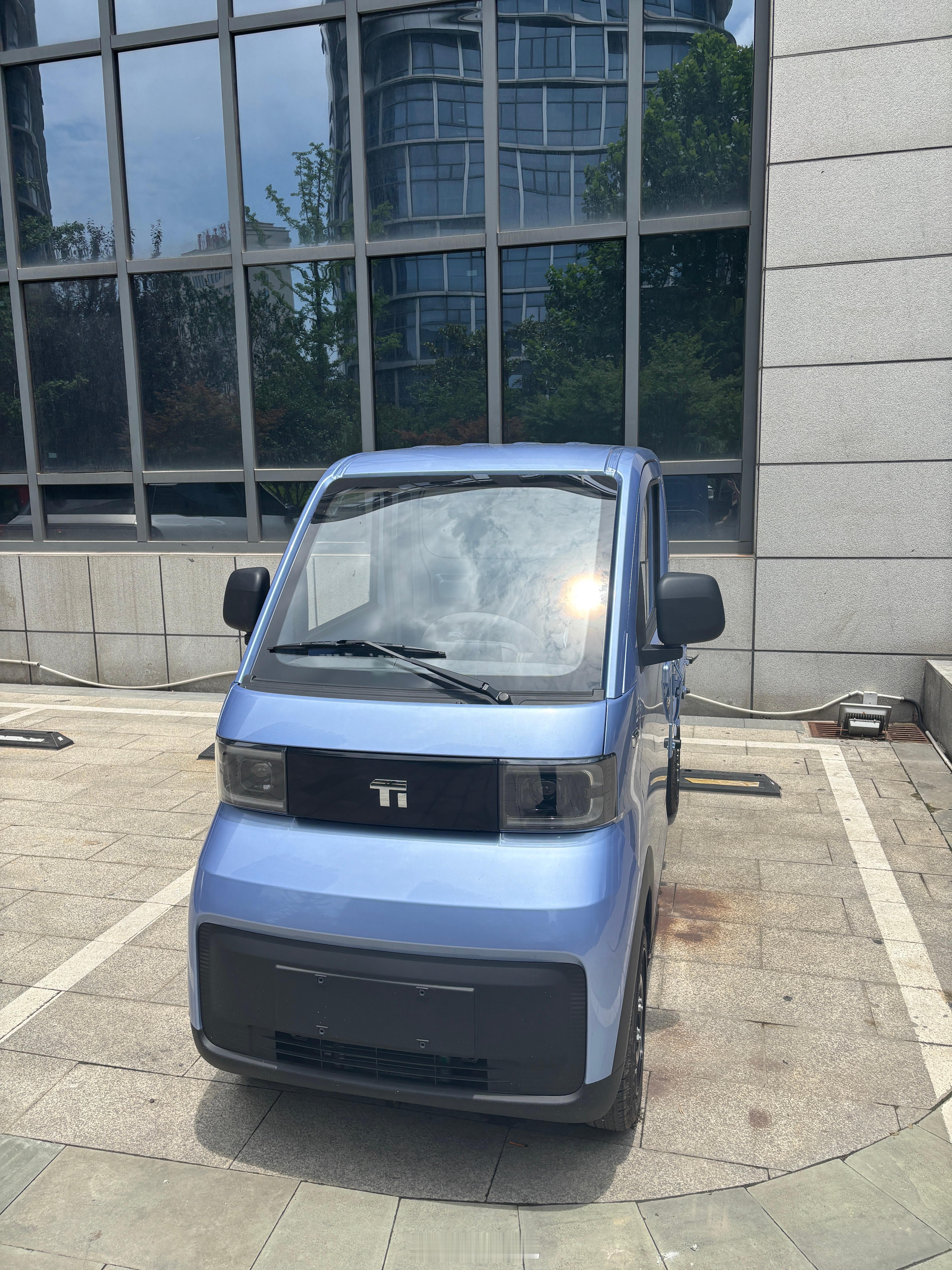 我有一个梦想驾长车 驰骋在田间陌上看五谷丰登 硕果累累丈量祖国大好河山这个车NB