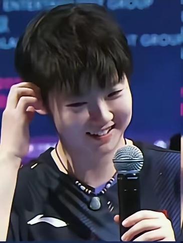 孙颖莎百冠封神！现役独一份的乒坛大魔王！
 
截至2026年4月，孙颖莎职业生涯