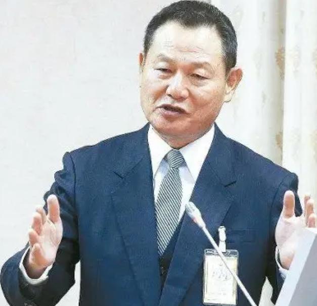 台“陆军司令”李翔宙发表声明，4月5日，台湾地区陆军司令李翔宙表示：至今俄乌战争