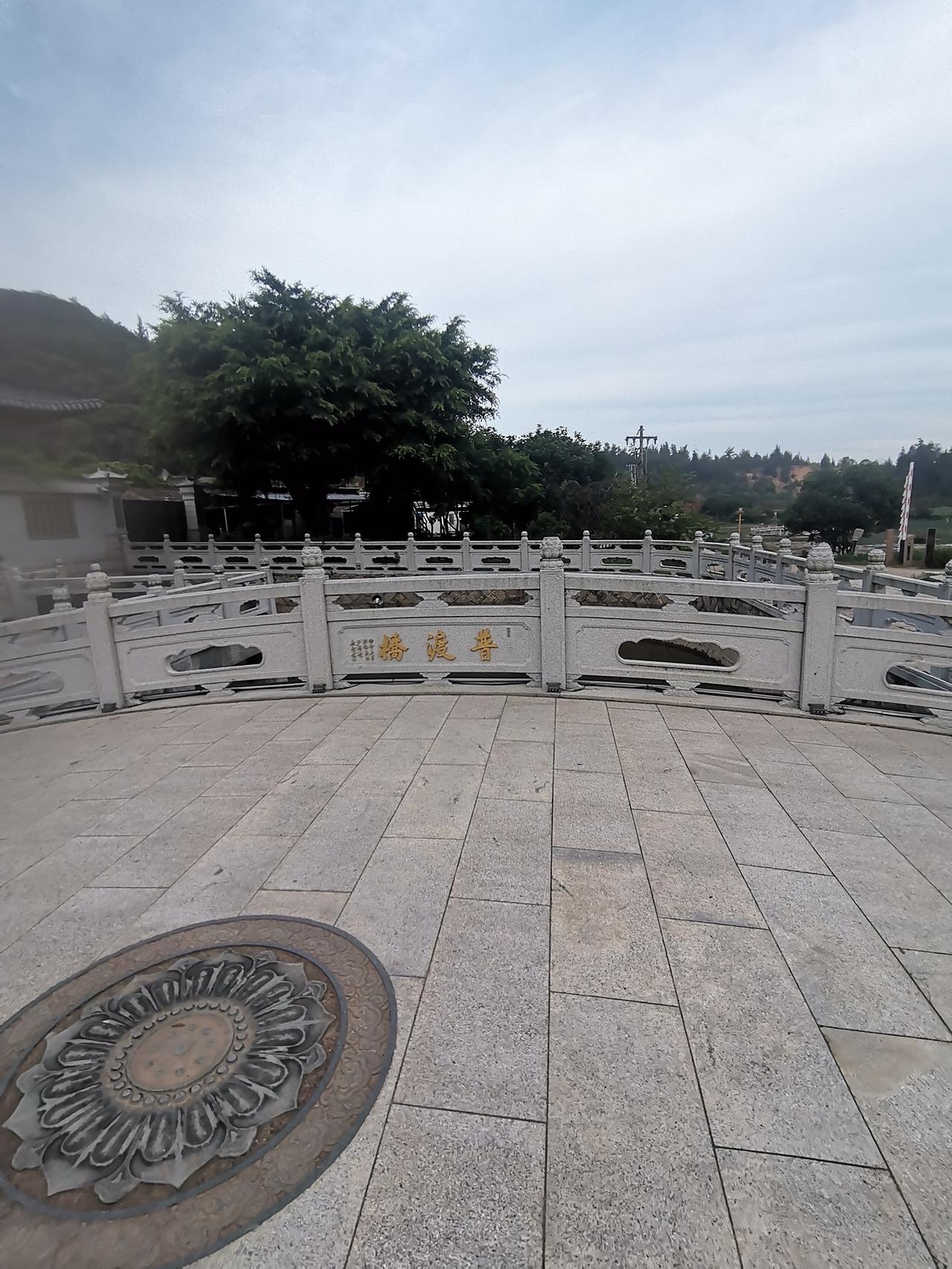 中国🇨🇳长乐棋山禅寺[合十][合十][合十]
中国长乐棋山禅寺，那可是个有故