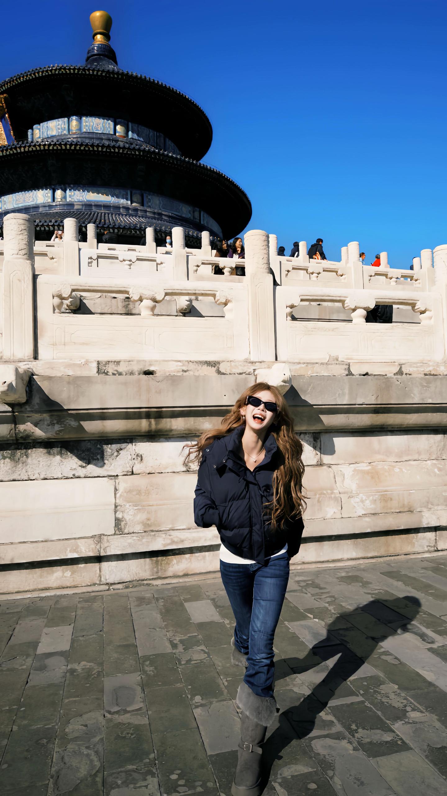 我不要什么恨海情天，我要我的前途如日中天